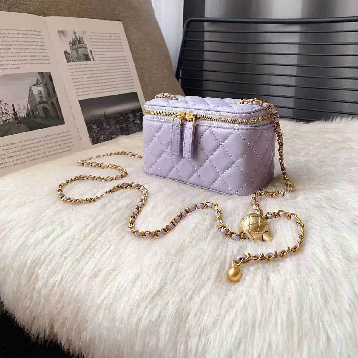 Women's Style Golden Ball Rhombus Chain Genuine Crossbody Bags