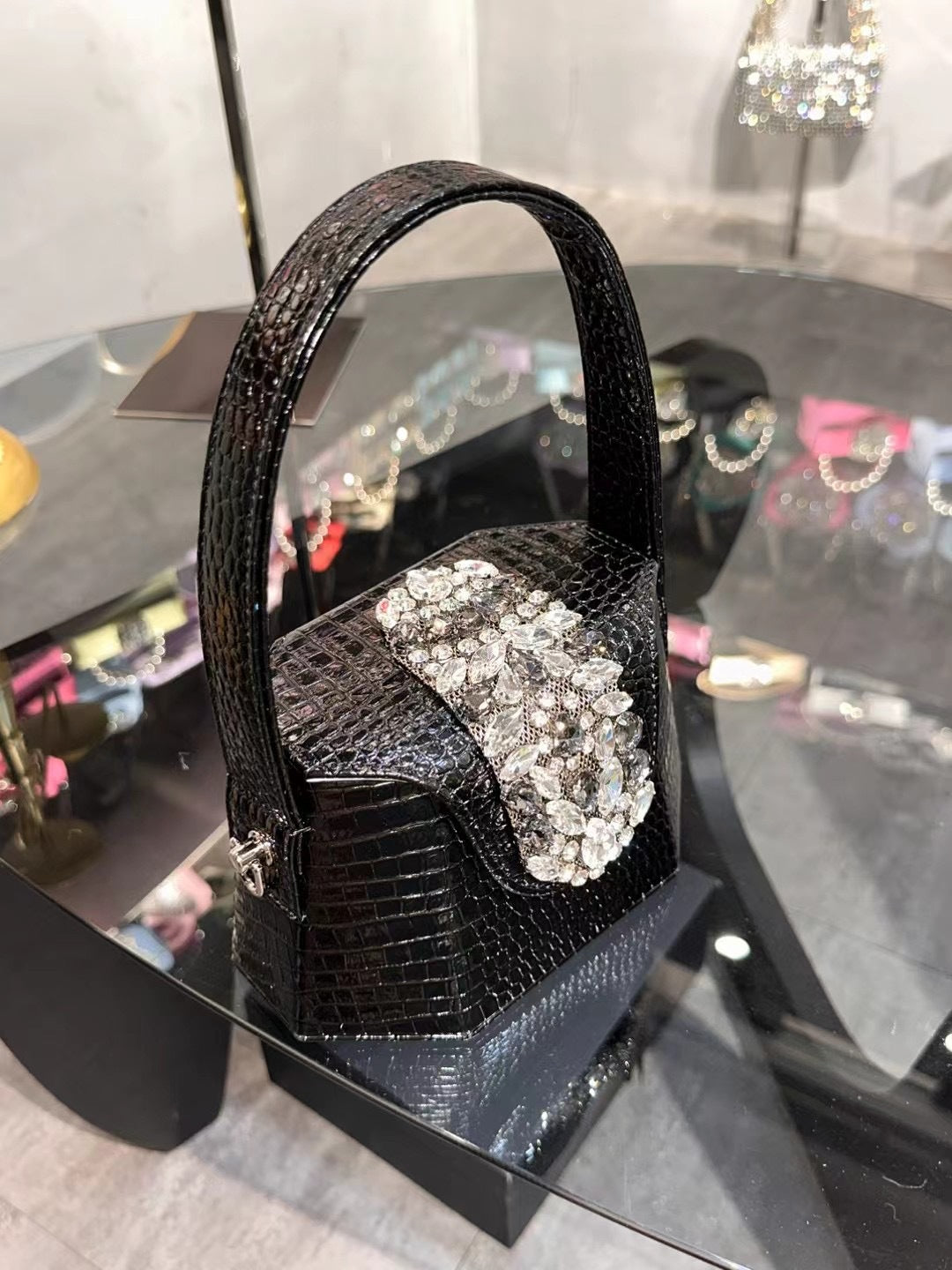 Women's Leather Diamond Shiny Dinner Designer Handbags