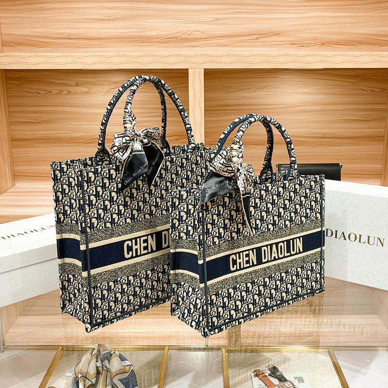 Women's Glamorous Large Capacity Embroidered Shopping Handbags