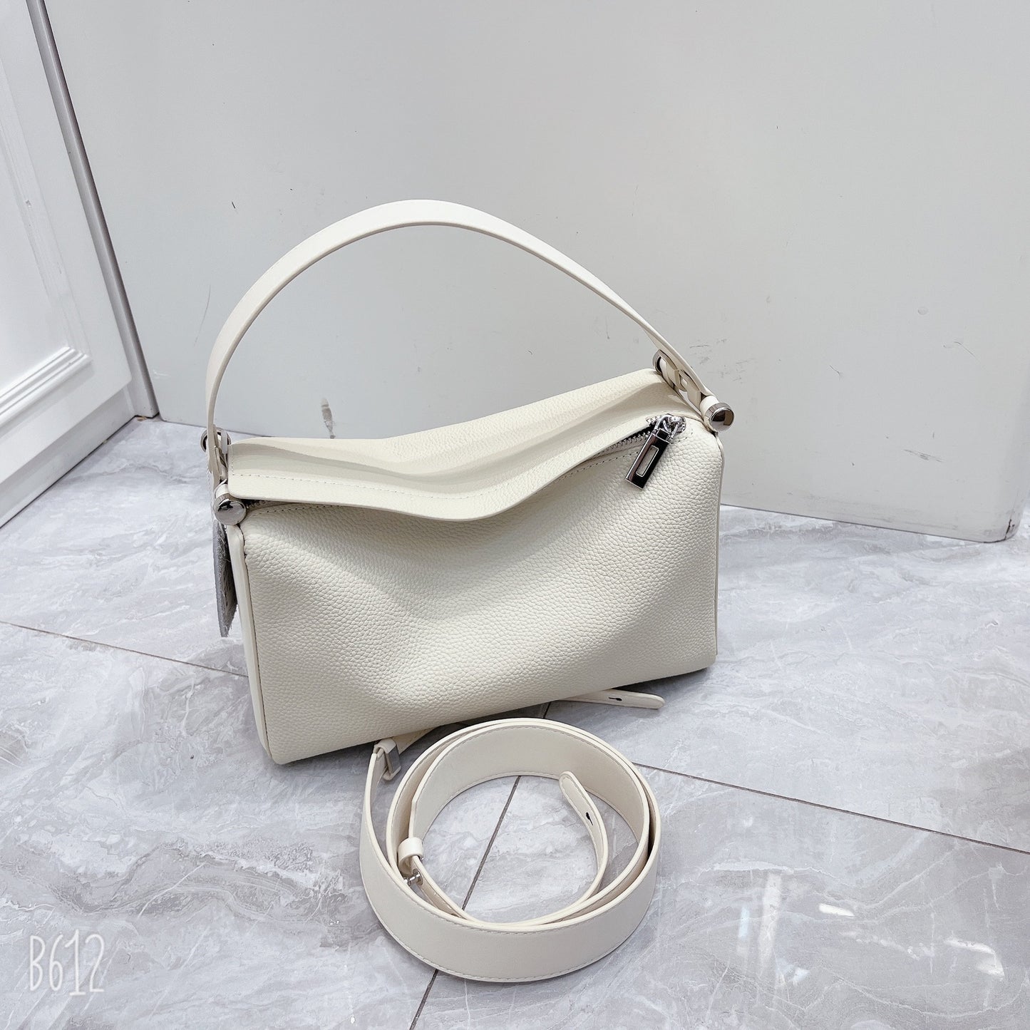 Women's First Layer Cowhide Underarm Genuine Leather Jade Crossbody Bags