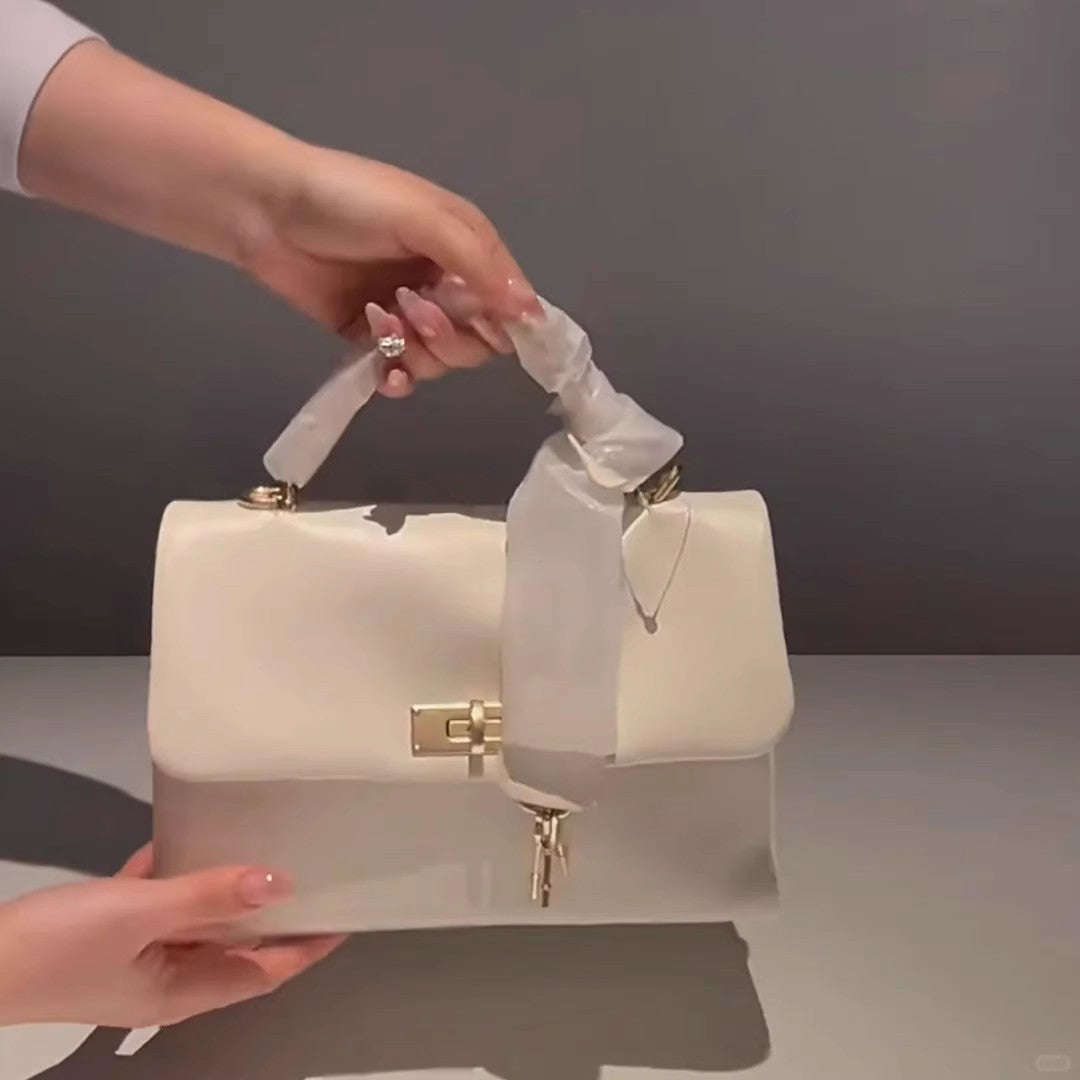 Beautiful Spring Mailman Commuter Platinum Versatile Handbags