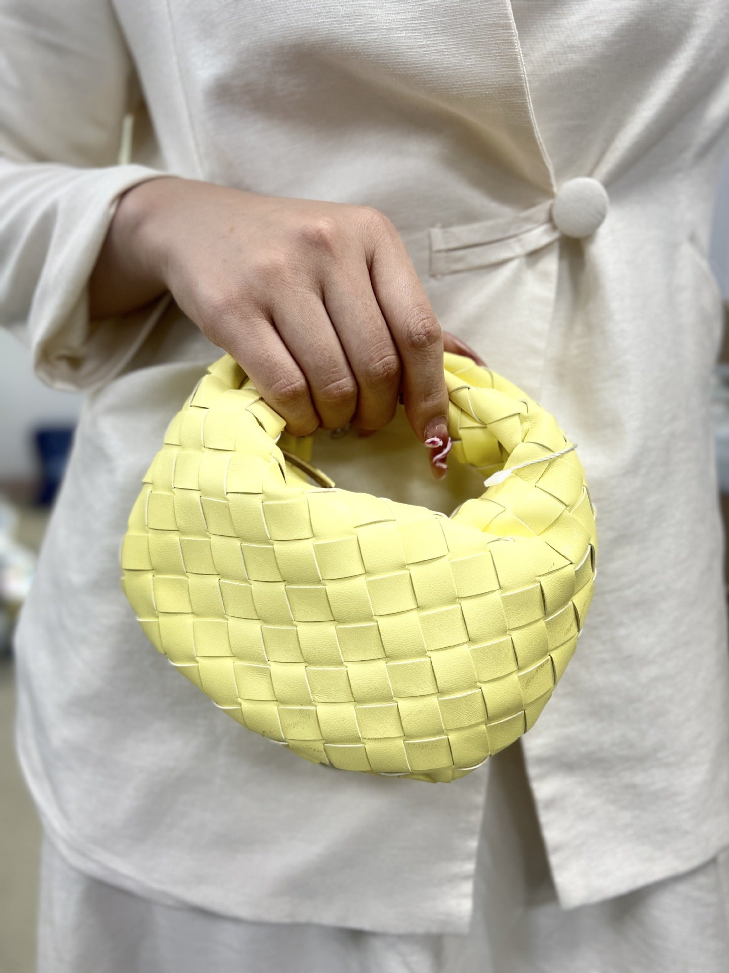 Mini Hand-held Dumpling Hand-woven Cloud Croissant Handbags