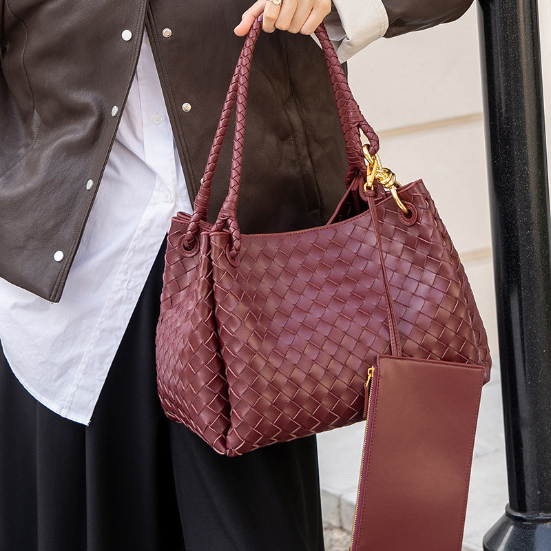 Women's Design Metal Cord Fastener Woven Large Handbags