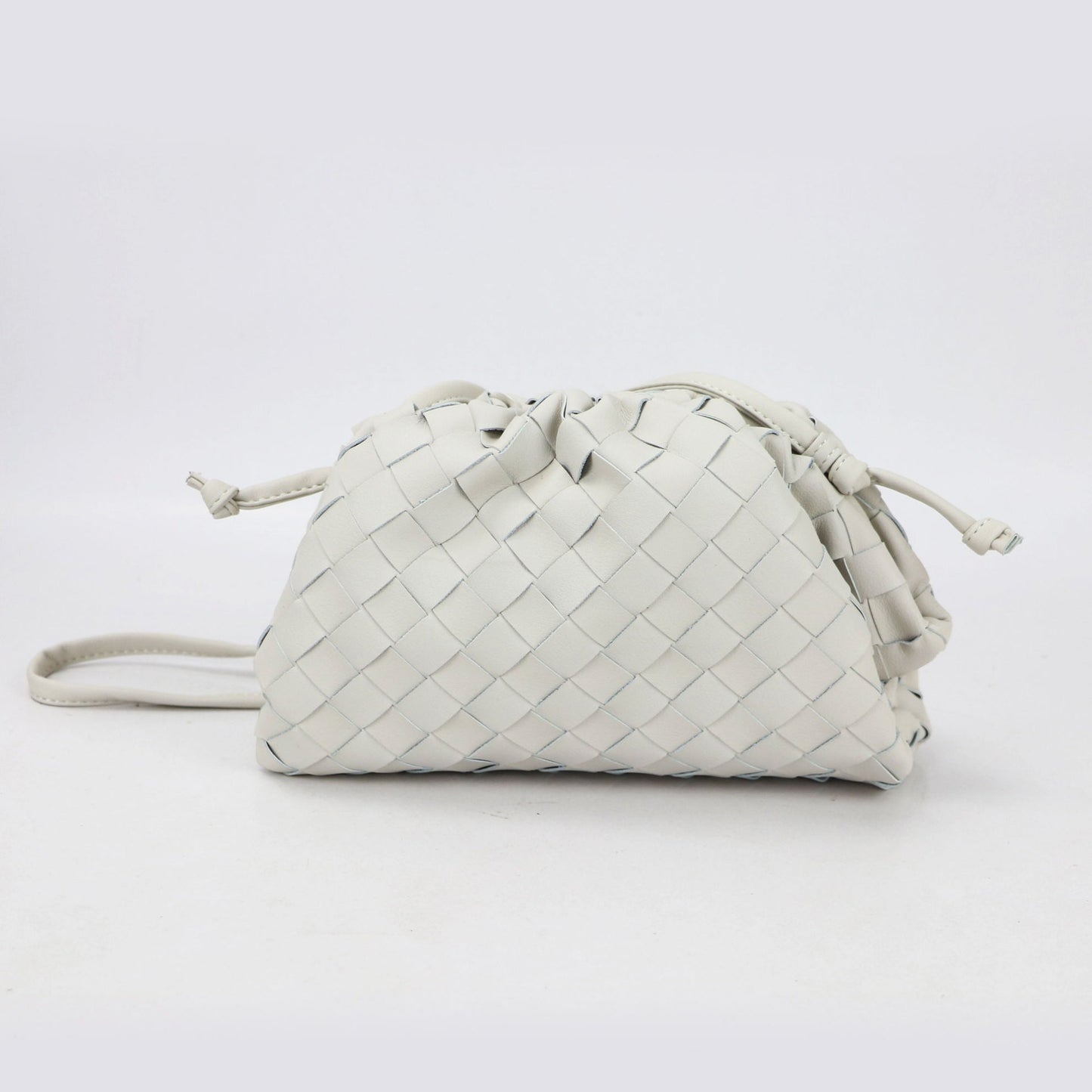 Women's Authentic Leather Weave Pleated Cloud Soft Cow Single Crossbody Bags