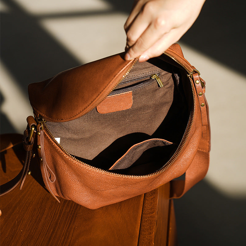 Women's Design High-grade Large Capacity Cloud Leather Shoulder Bags