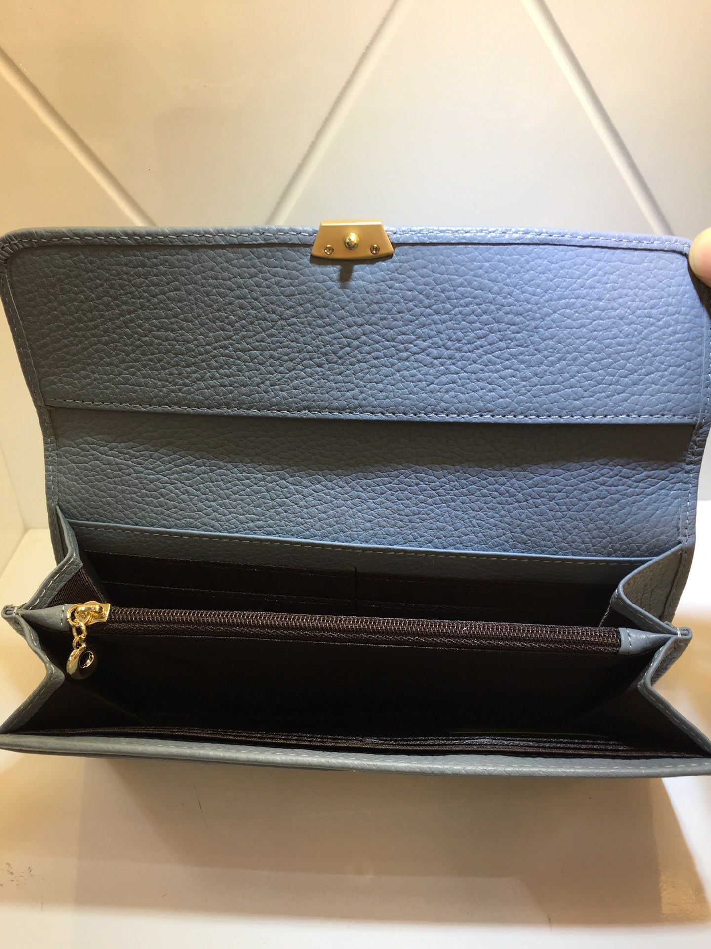 Women's Layer Cowhide Leather Long Large Capacity Ladies Wallets