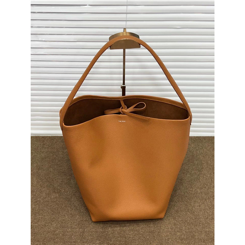 Women's Leather First Layer Cowhide Large Capacity Bags
