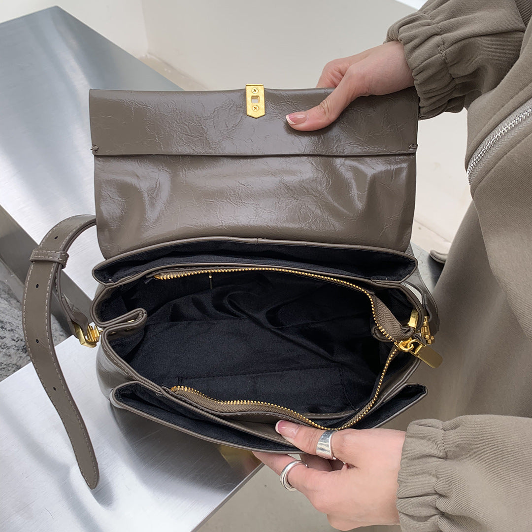 Leather Textured Retro Style Fashionable Underarm Shoulder Bags