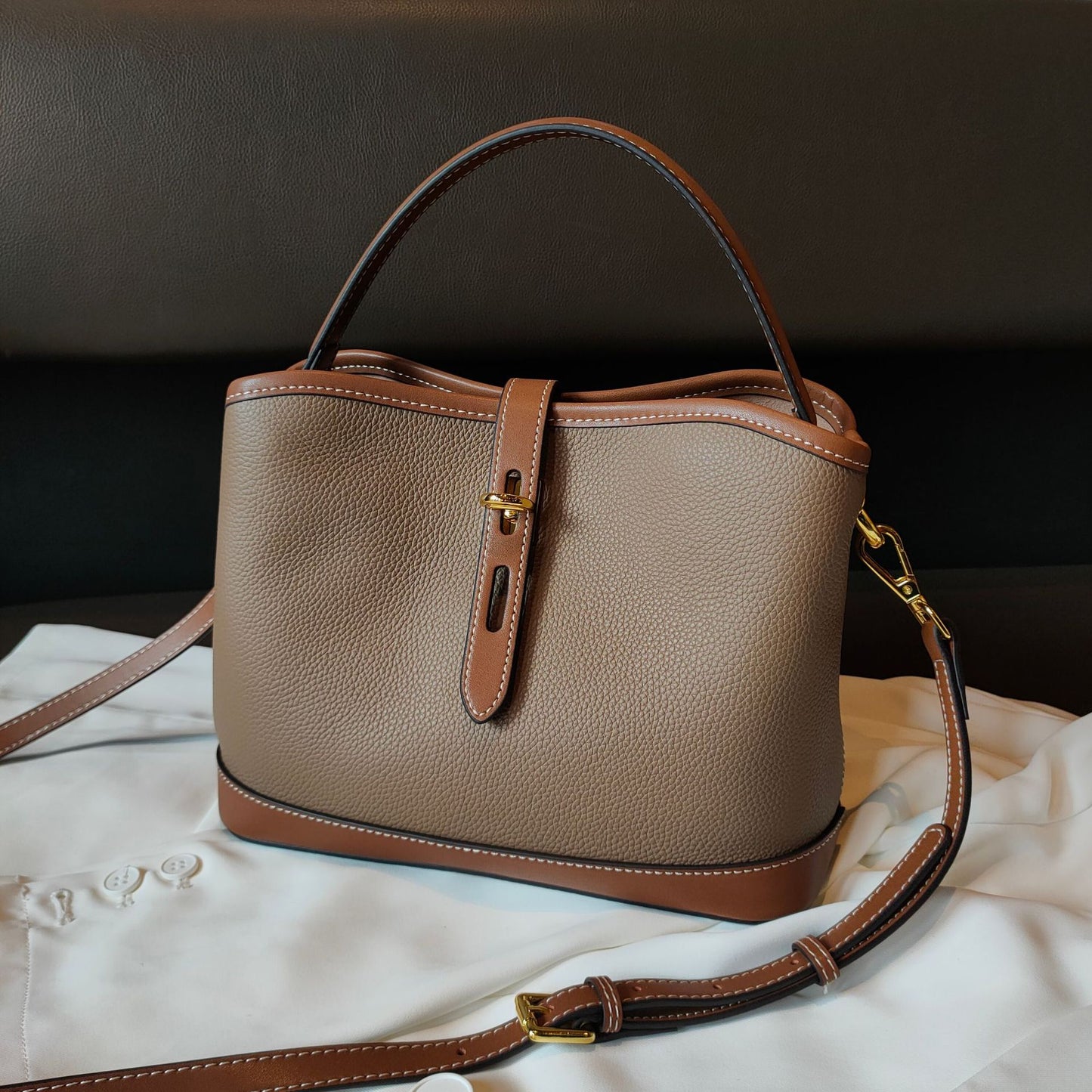 Women's Simple Design Commuter Light Luxury Bags