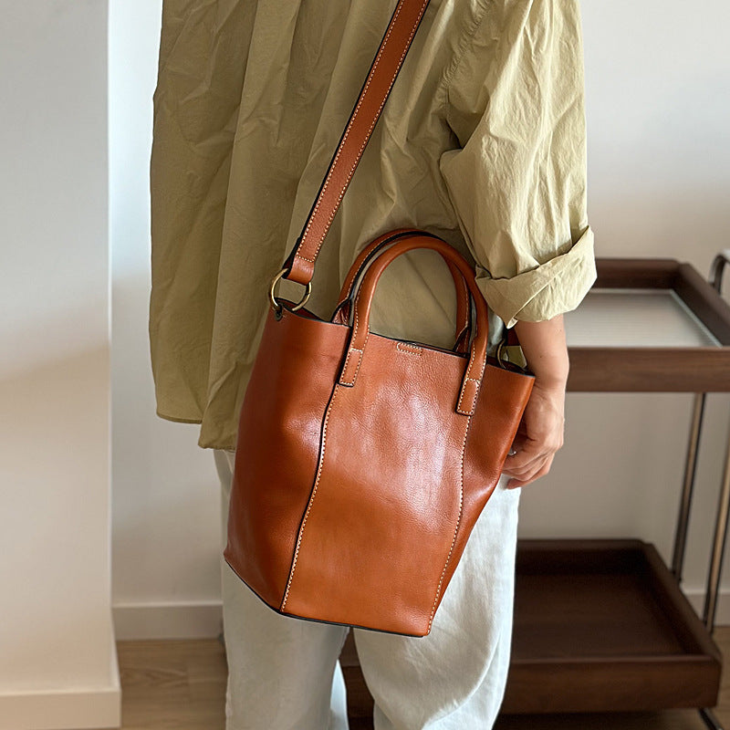Top Layer Leather Simple Genuine Mother Retro Leisure Handbags