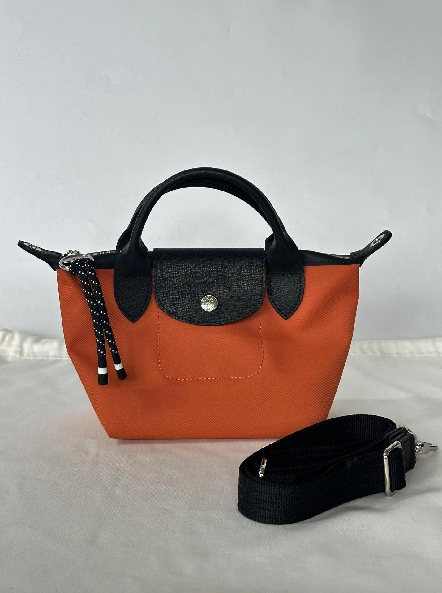 Women's Dumpling Large Capacity Commuter Niche Waterproof Shoulder Bags