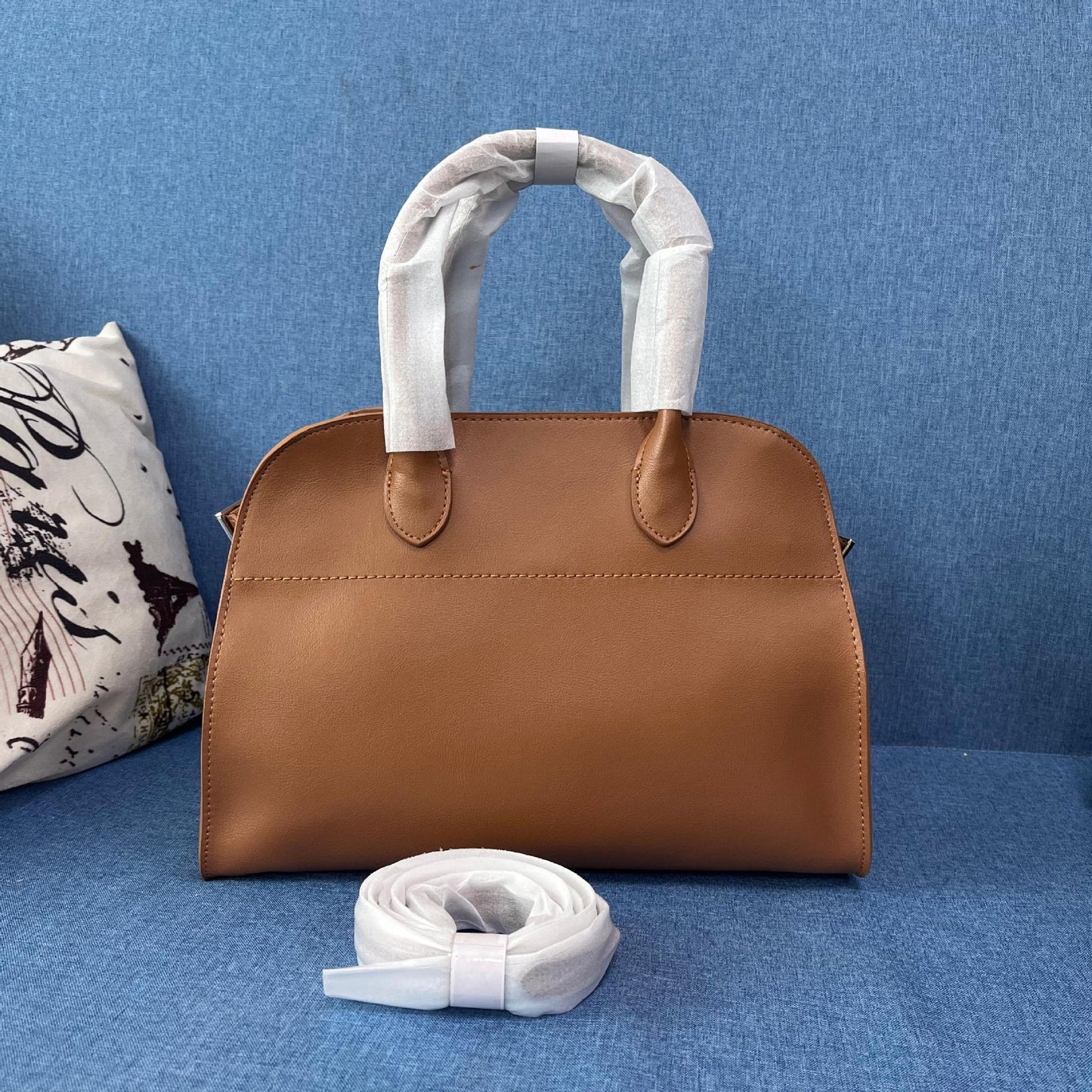 Textured Cowhide Large Capacity Totes Minimalist Handbags