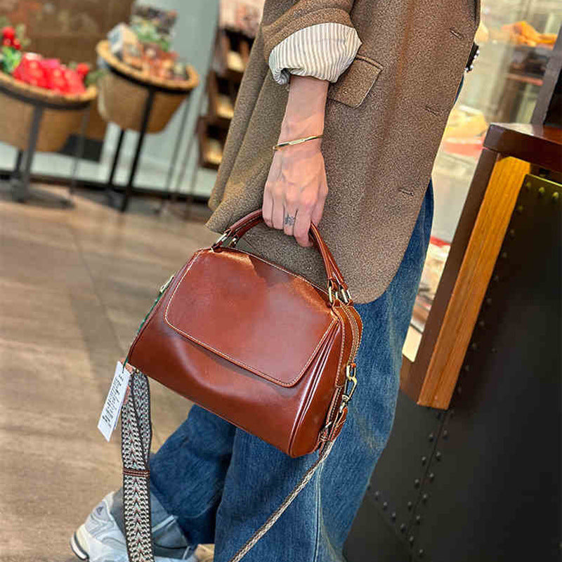 Women's Cowhide Leather Versatile Large Capacity Pillow Shoulder Bags