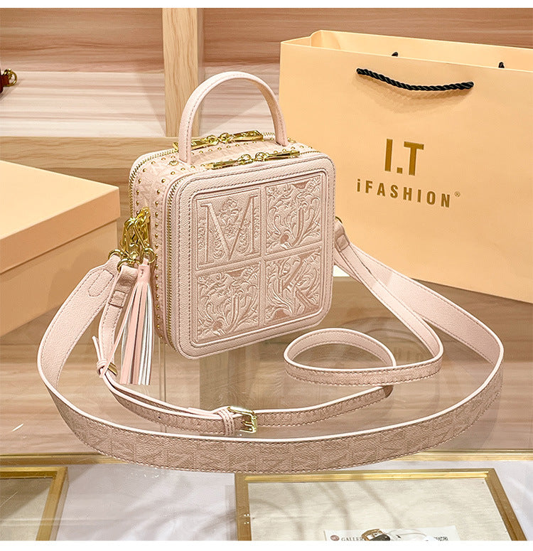 Fashion Embroidered Elegant Lady High-grade Portable Bags