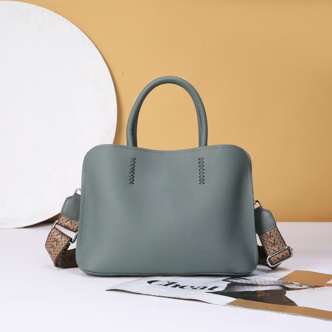 Women's Large Capacity Trendy Versatile First Layer Handbags