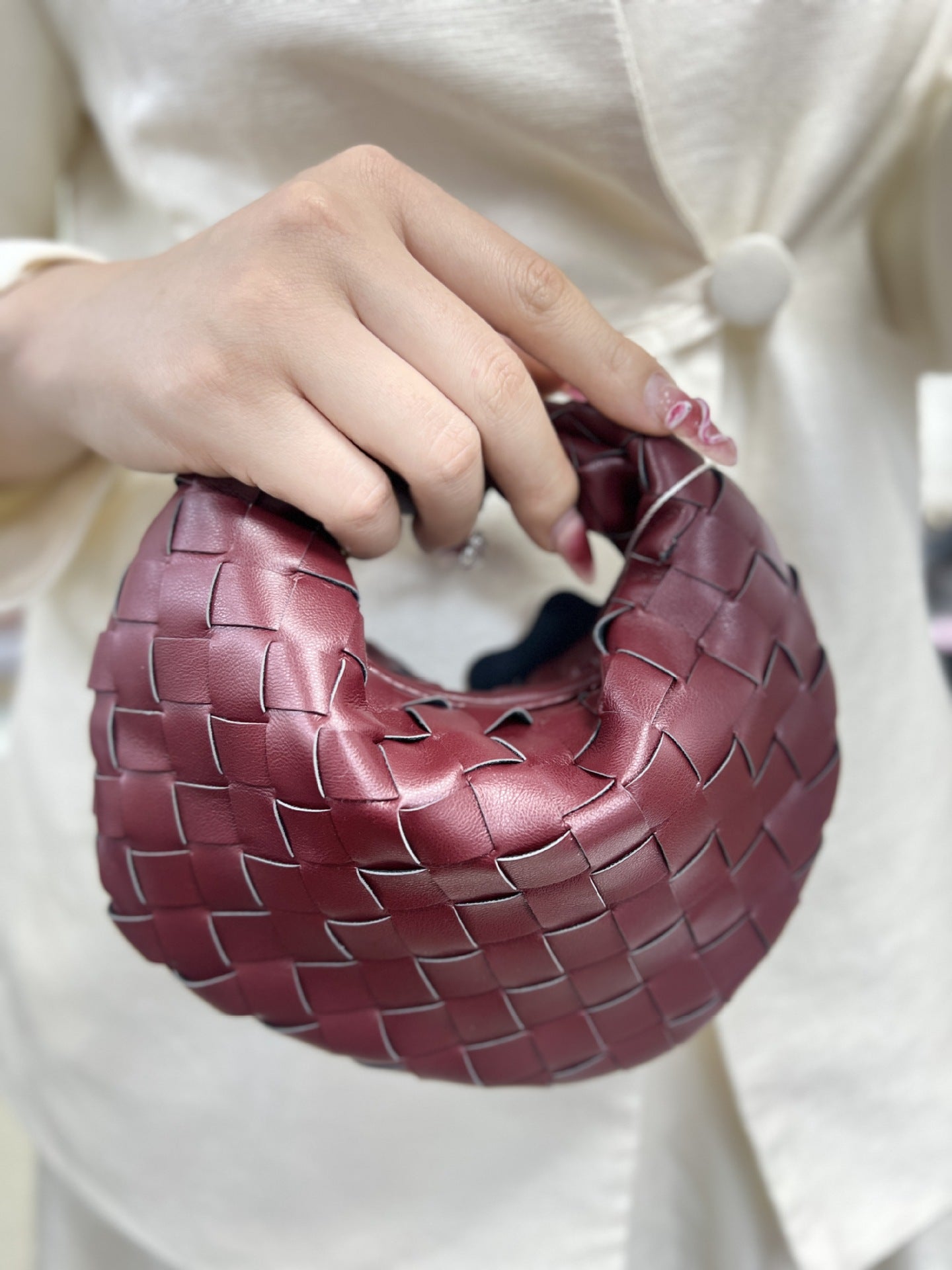 Mini Hand-held Dumpling Hand-woven Cloud Croissant Handbags