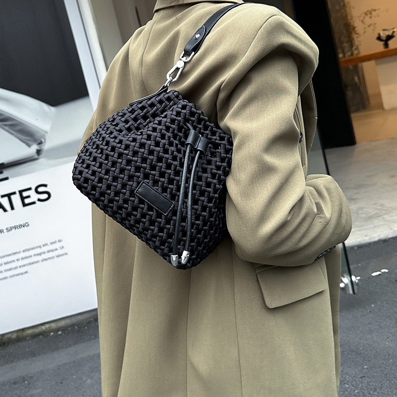 High-grade Handmade Woven French Minority Design Handbags