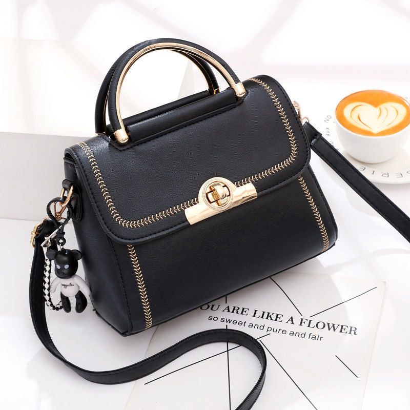 Women's Korean Style Large Capacity Fashion Pouches Shoulder Bags