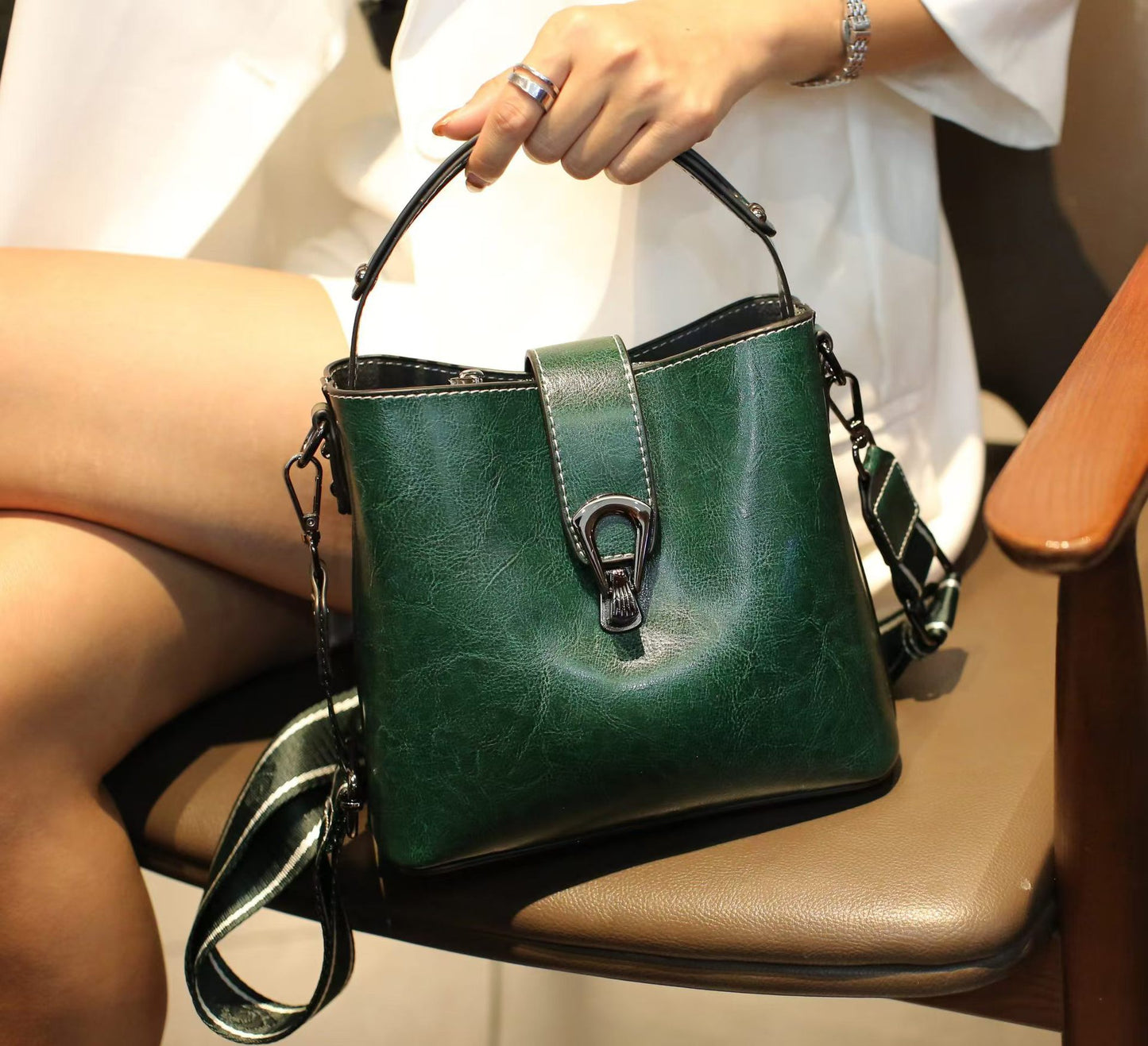 Women's Classic Summer Genuine Leather Versatile Handbags