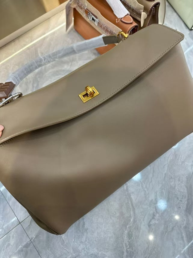 Women's Summer Genuine Leather High-grade Underarm Commuter Shoulder Bags