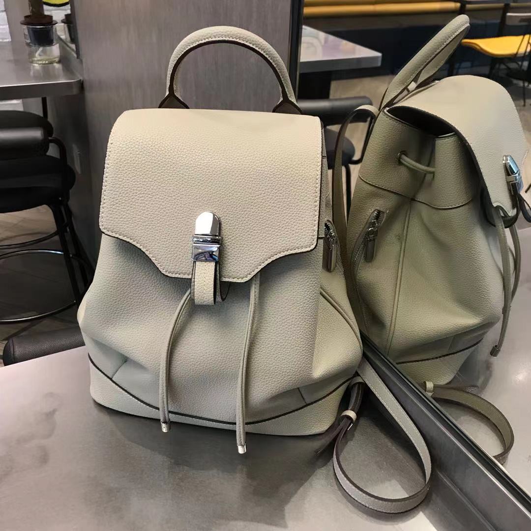 High-grade Large Capacity Portable Soft Leather Bags