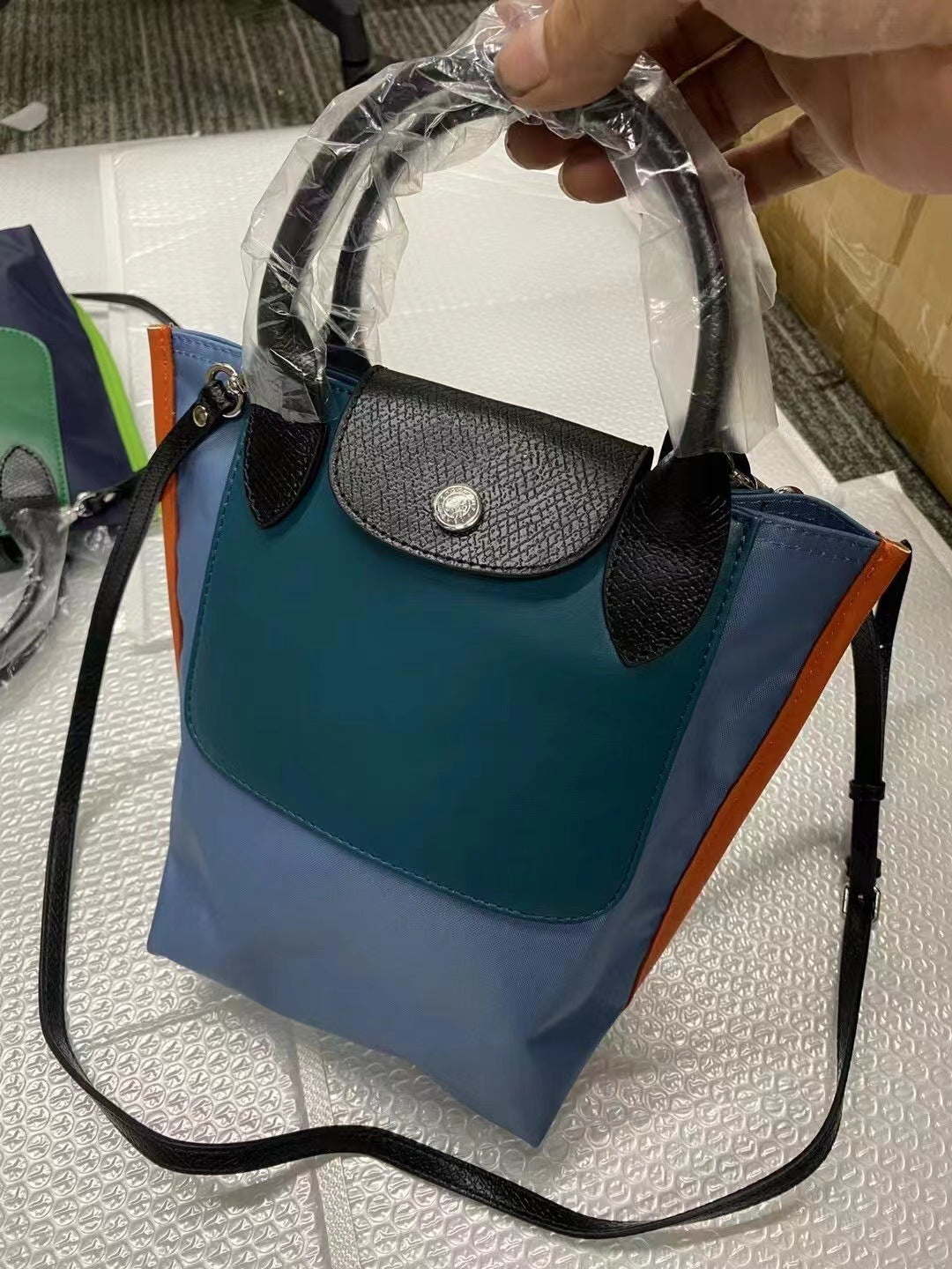 Women's Color-matching Leather Patchwork Portable Dumpling Handbags