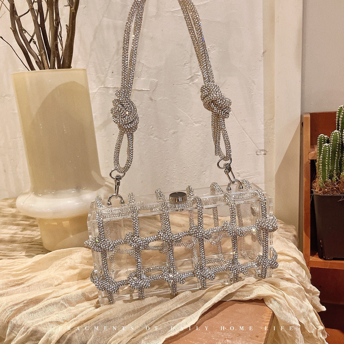 Women's Design Acrylic Transparent Box Dinner Woven Armpit Bags