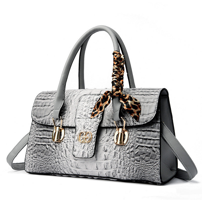 Women's Retro Autumn Crocodile Pattern Commuter Large Bags