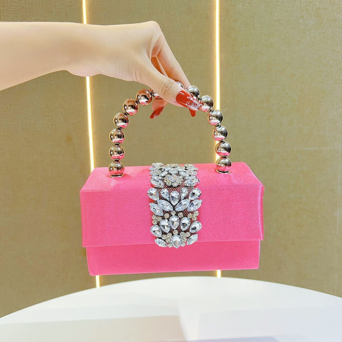Women's Shiny Rhinestone Banquet Silk Satin Pearl Handbags
