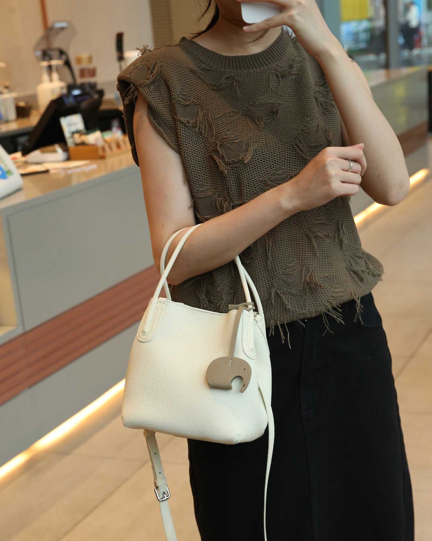 Women's Popular Genuine Leather Vegetable Basket Handbags