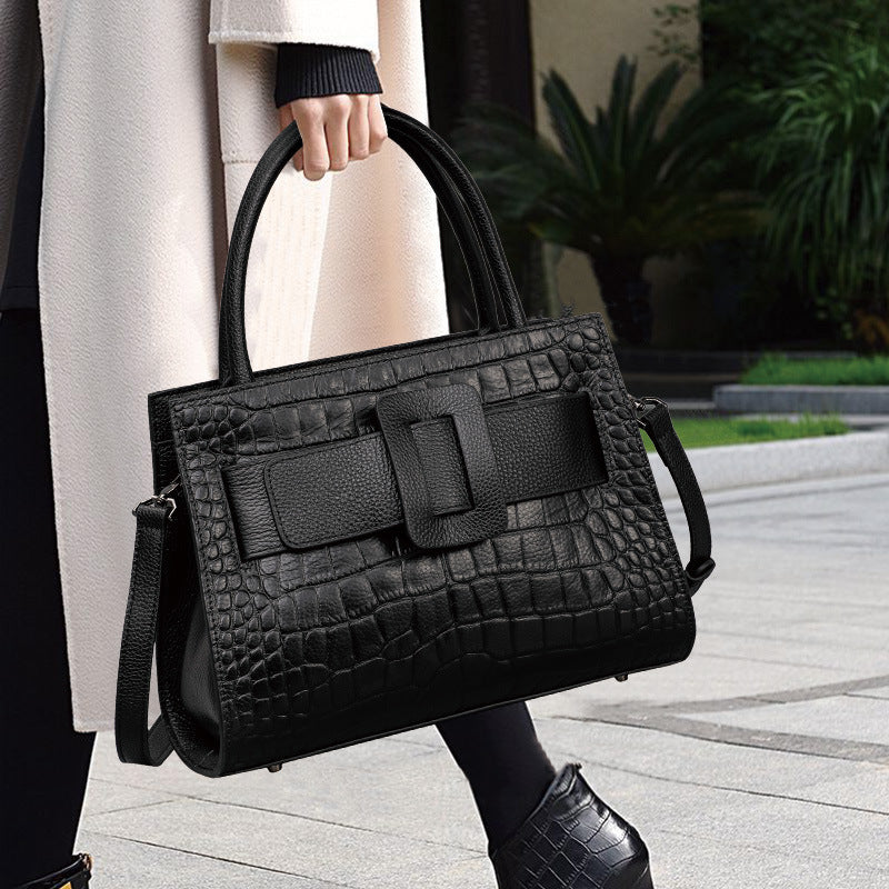 Women's Summer Leather Portable Fashion Commuter Cowhide Shoulder Bags