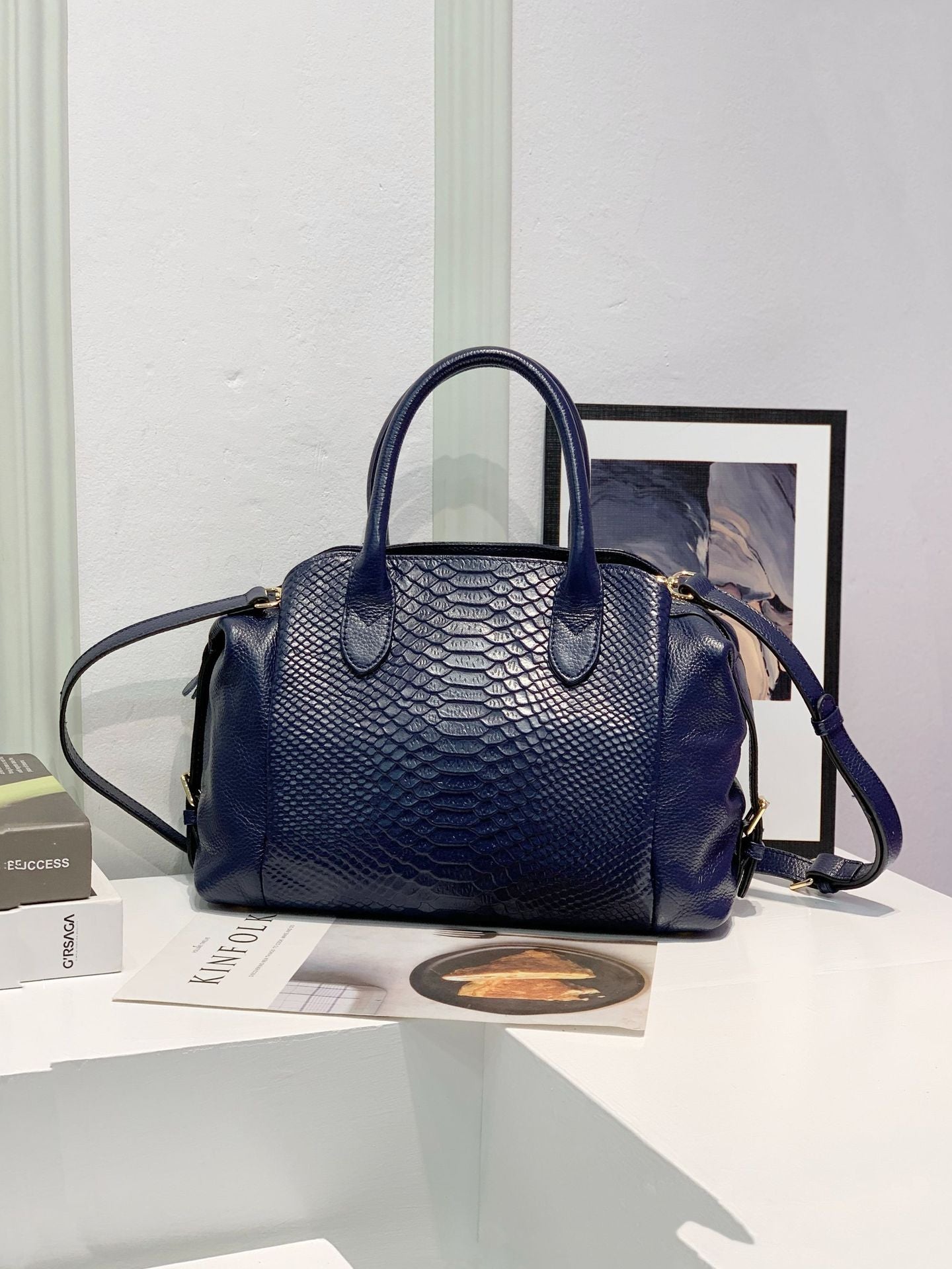 Women's Genuine Leather High-grade Light Luxury Crocodile Handbags
