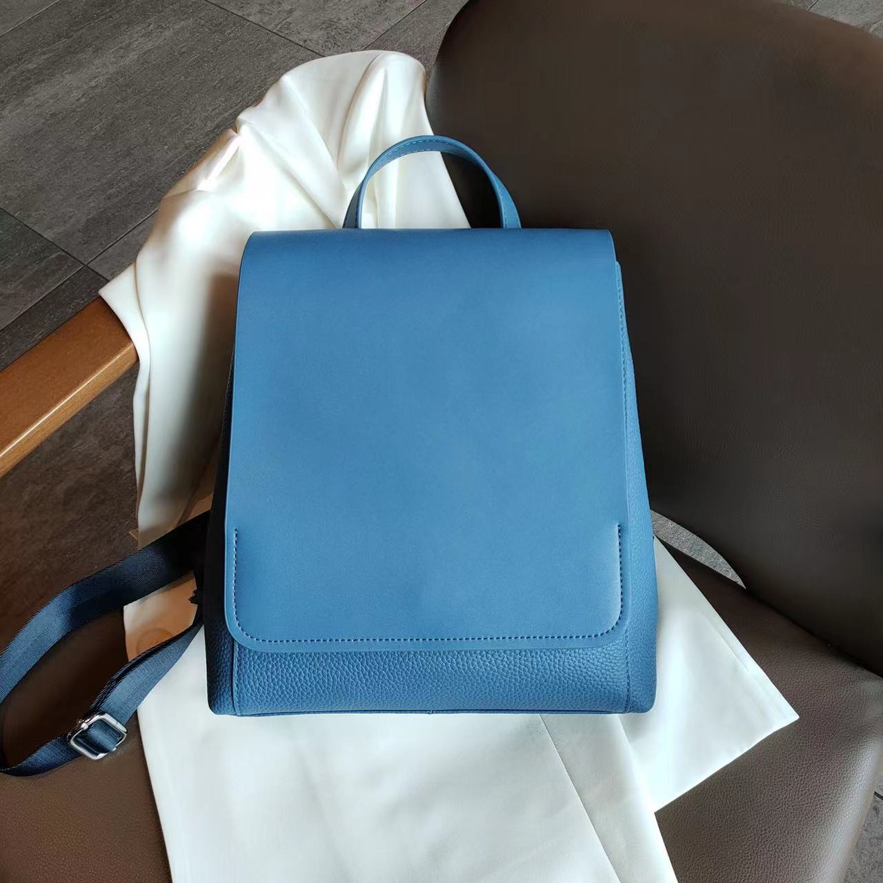 Women's Simple Korean Style Fashion High Sense Backpacks