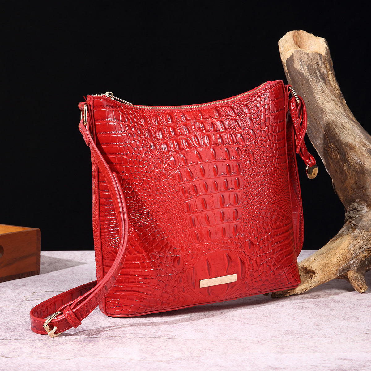 Women's Portable Retro Crocodile Pattern Brahmin Crossbody Bags