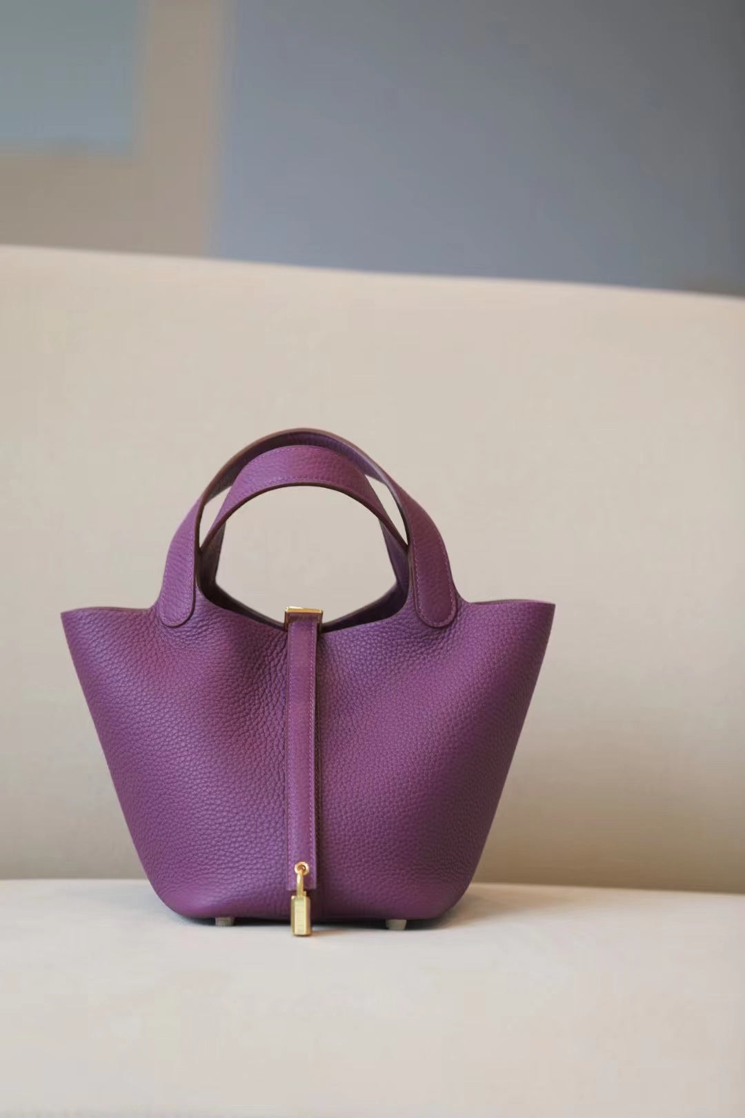 Women's Basket First Layer Cowhide Leather Sheath Handbags