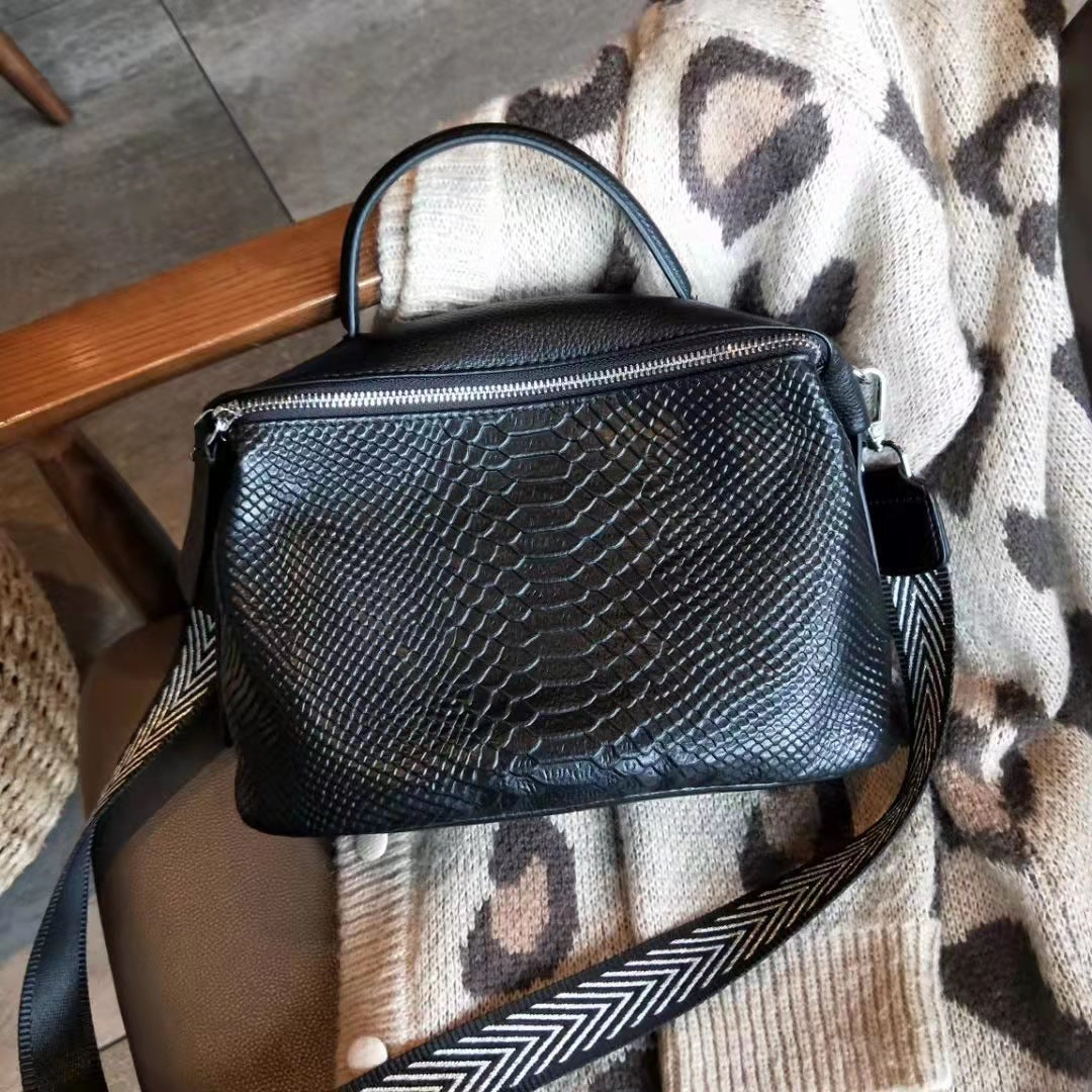 Women's Portable Versatile Soft Leather Large Capacity Shoulder Bags