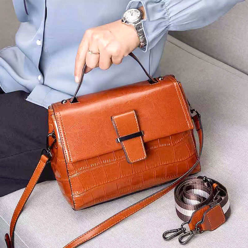 Women's Genuine Leather Fashion Trendy Korean First Layer Handbags