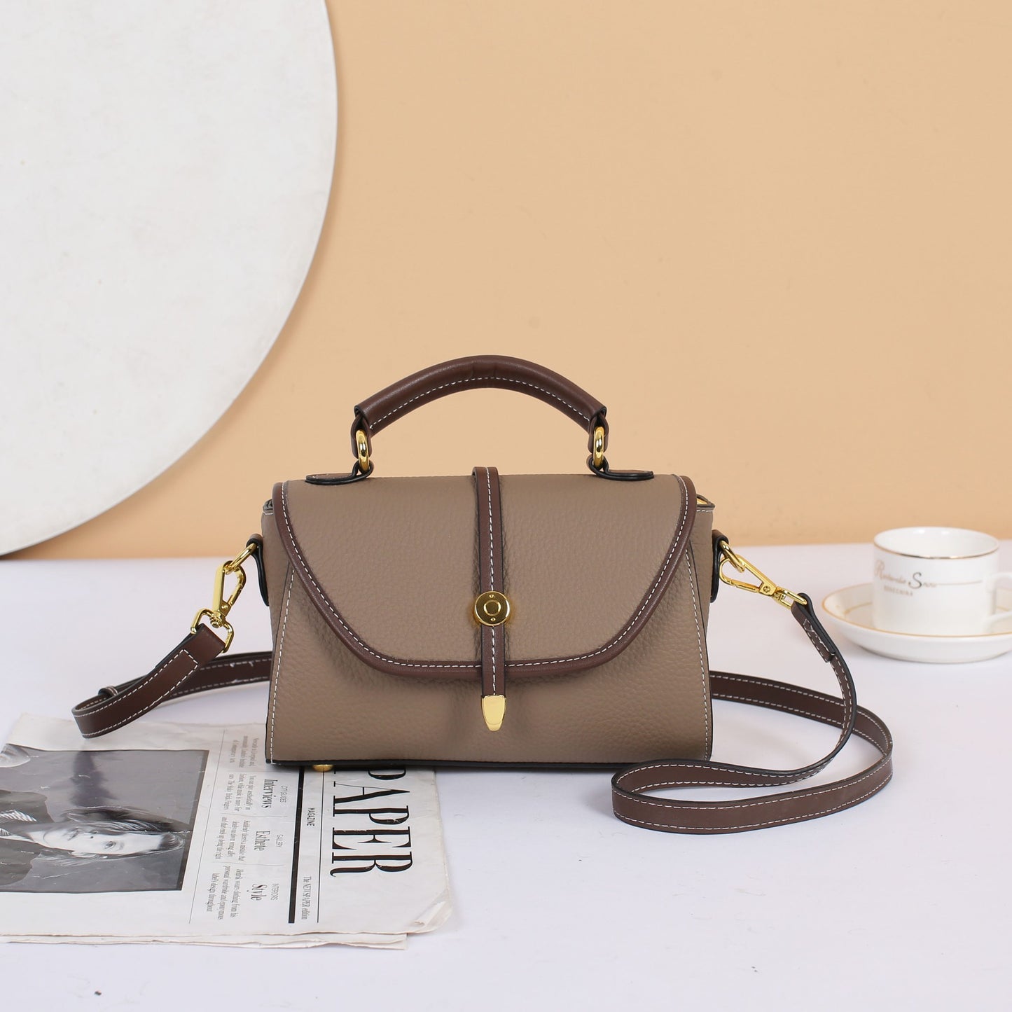 Women's Genuine Leather Fashionable Versatile Strap First Shoulder Bags