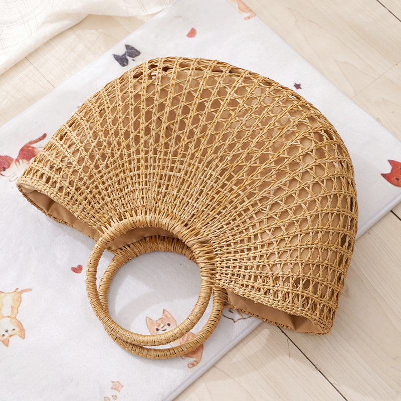 Women's Spring Seaside Summer Beach Vacation Hand-woven Shoulder Bags