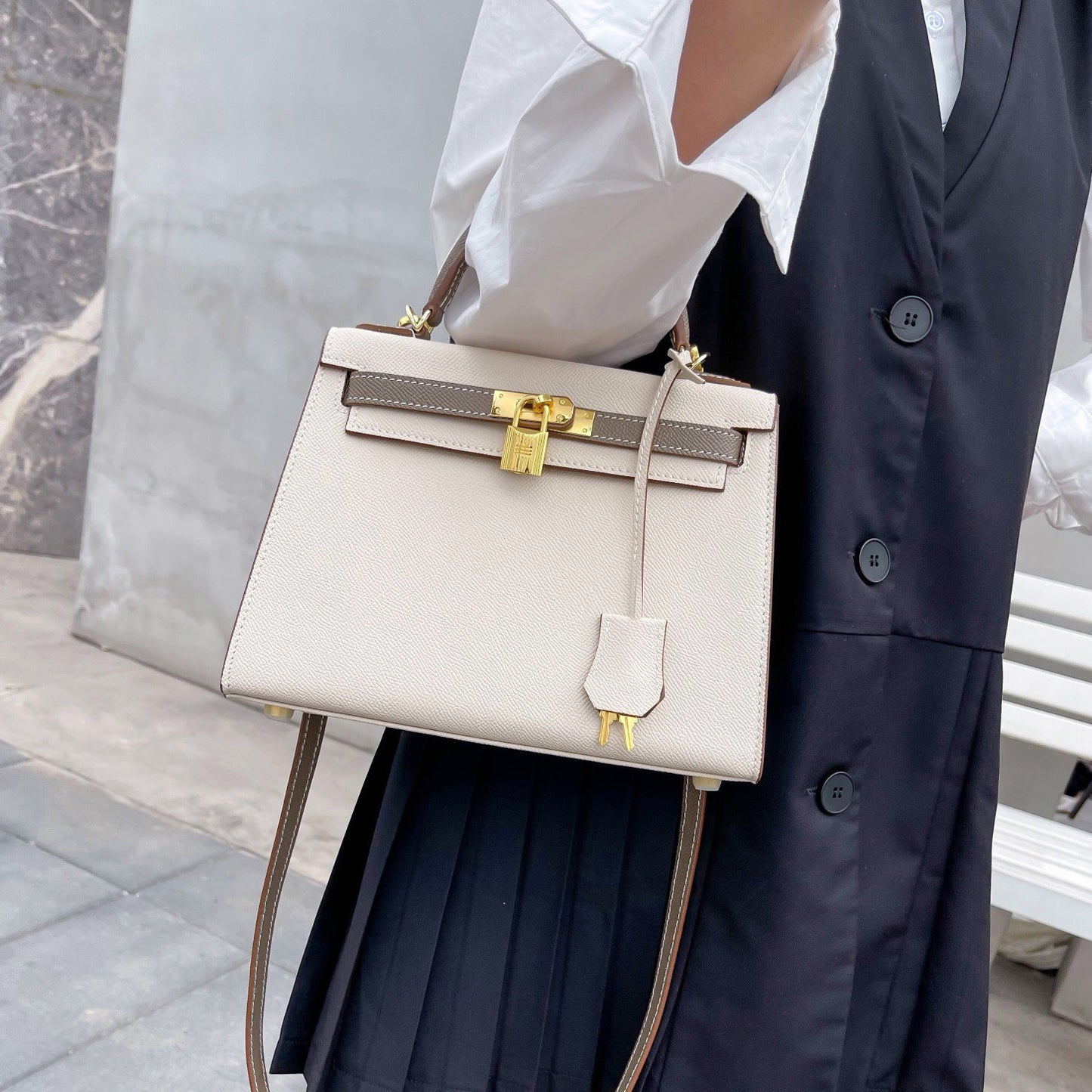 Women's Palm Print Genuine Leather Second Generation Handbags