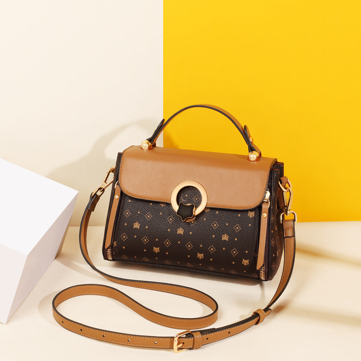 Women's Attractive Light Luxury Large Capacity Handbags