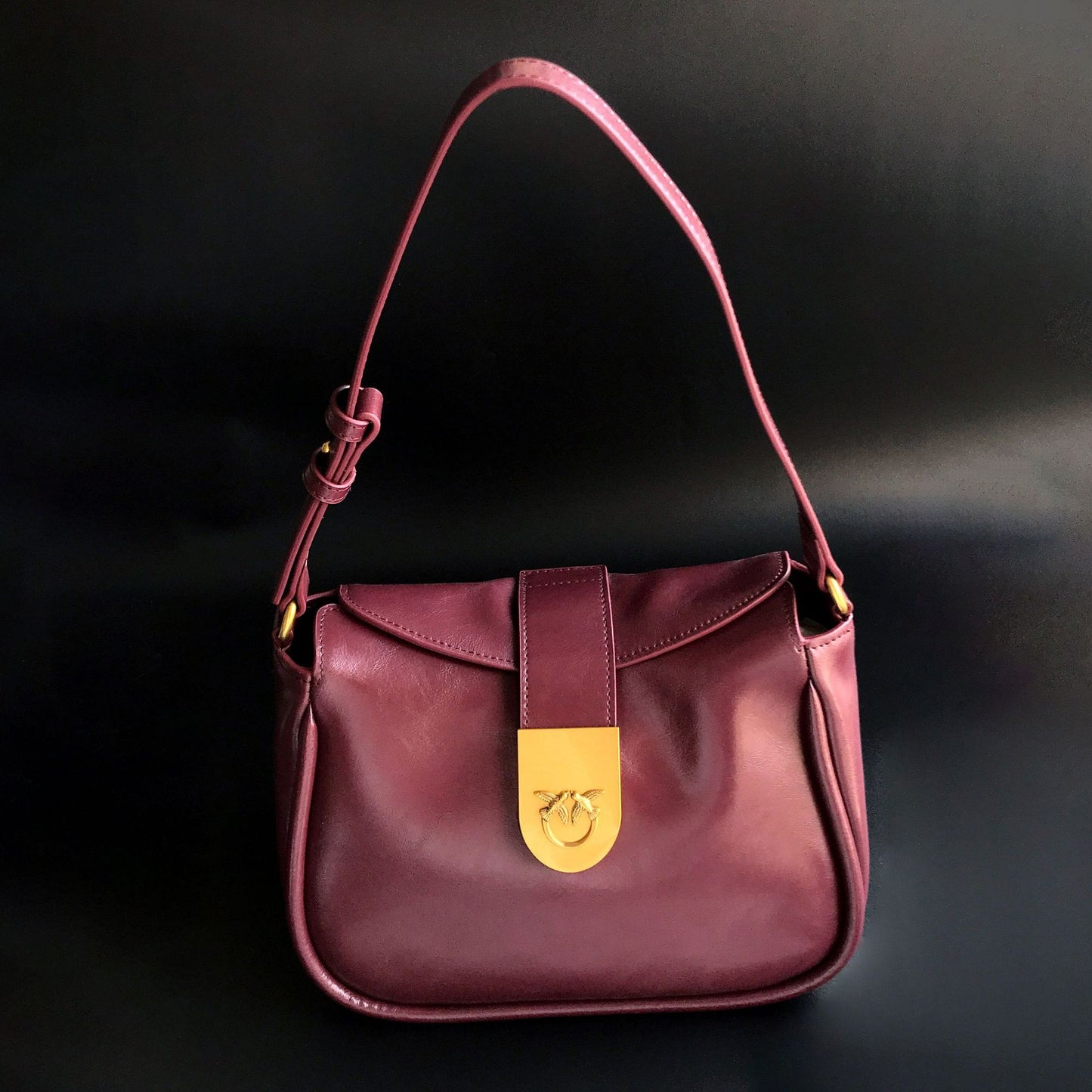 Women's Leather Swallow Oil Wax High-grade Bags