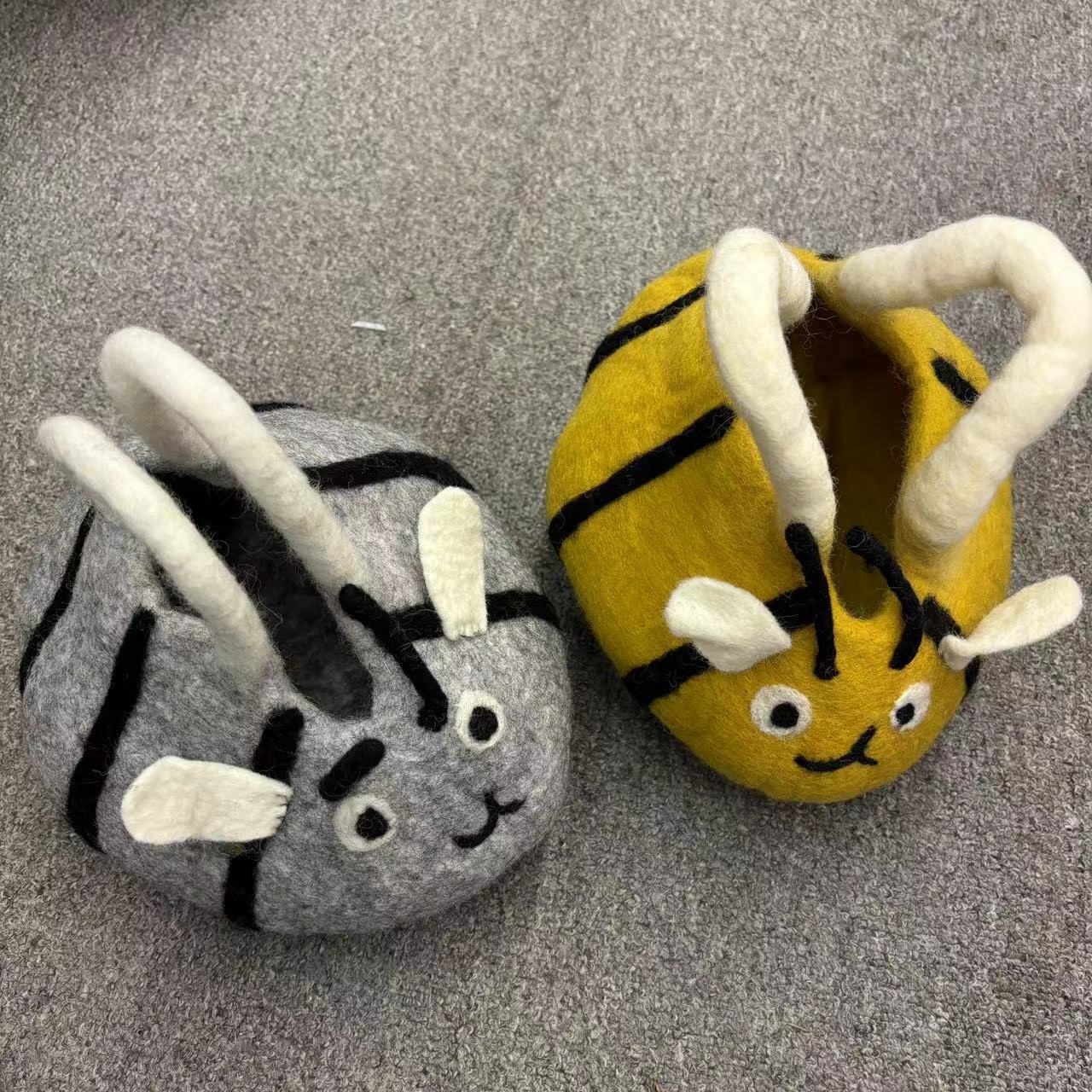 Felt Handmade Poked Cute Funny Cartoon Little Bee Bags