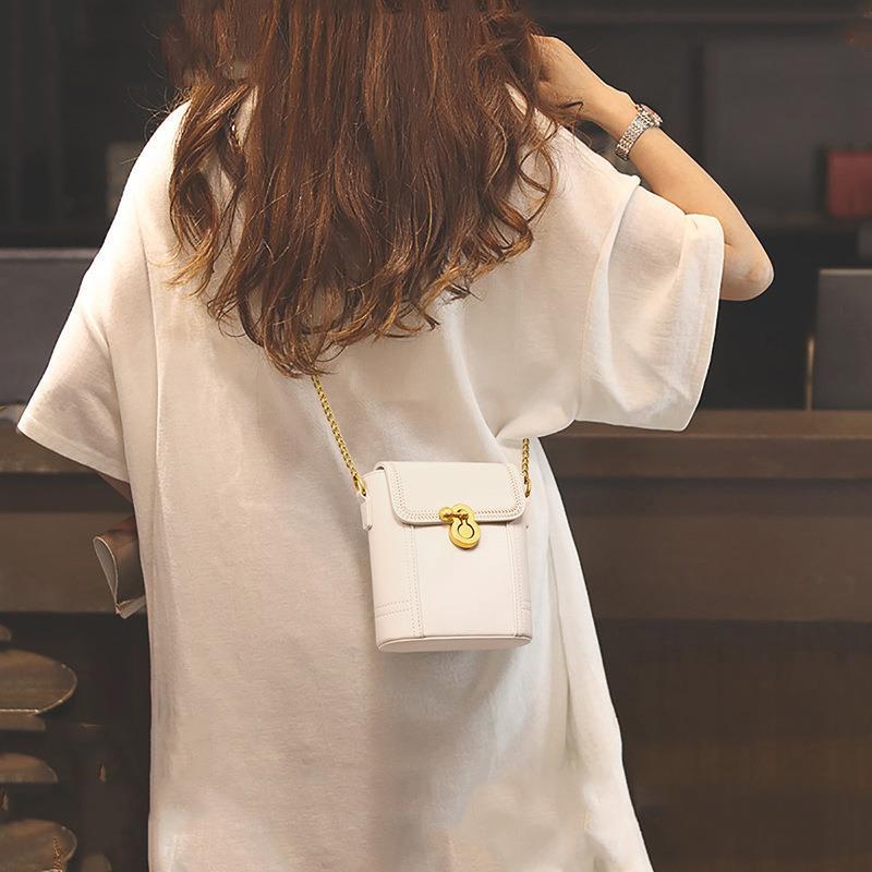 Women's Genuine Leather Light Luxury Popular Spring Bags