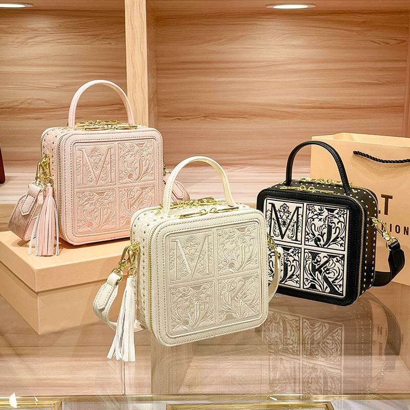 Fashion Embroidered Elegant Lady High-grade Portable Bags