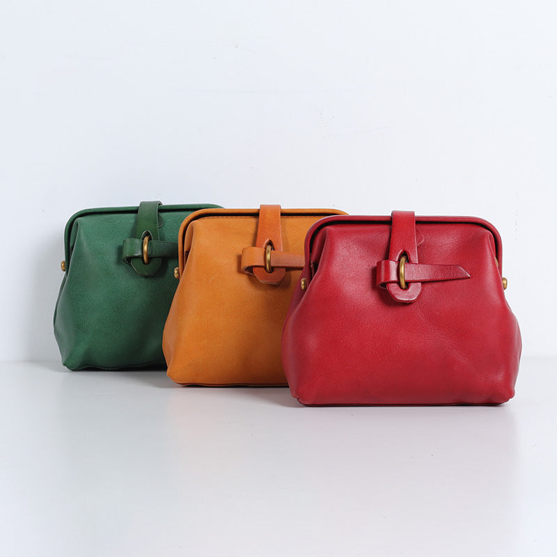 Women's Retro Handmade First Layer Mini Clip Shoulder Bags