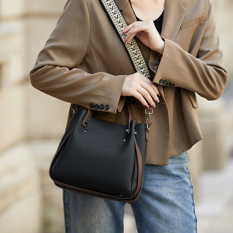 Women's Spring First Layer Cowhide Texture Fashion Shoulder Bags