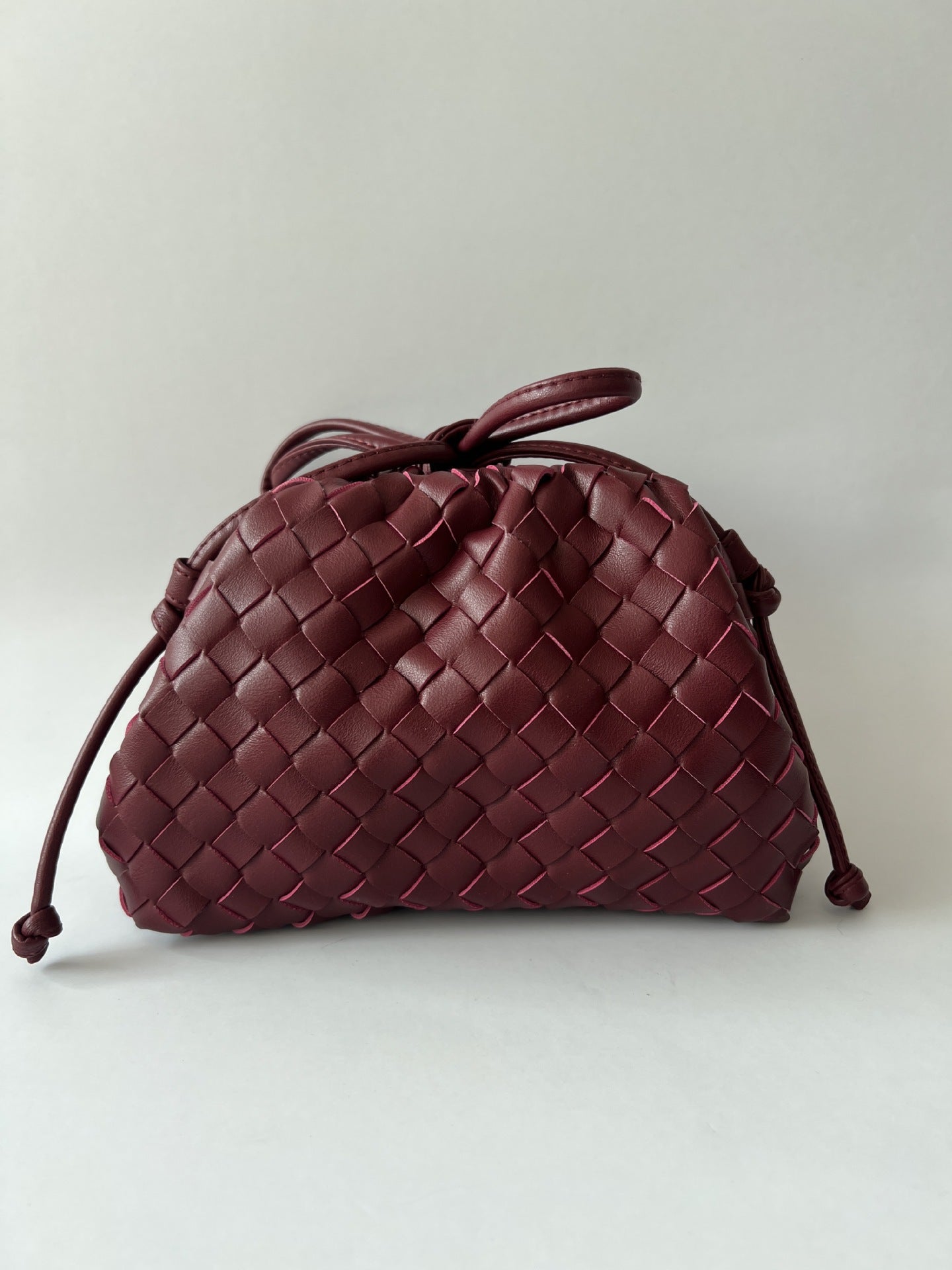 Women's Niche Woven Cloud Hand-held Soft Leather Dumpling Handbags