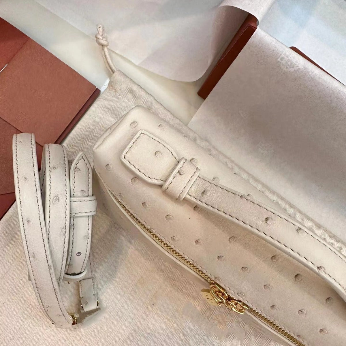 Women's Lunch Box Ostrich Leather Popular For Crossbody Bags