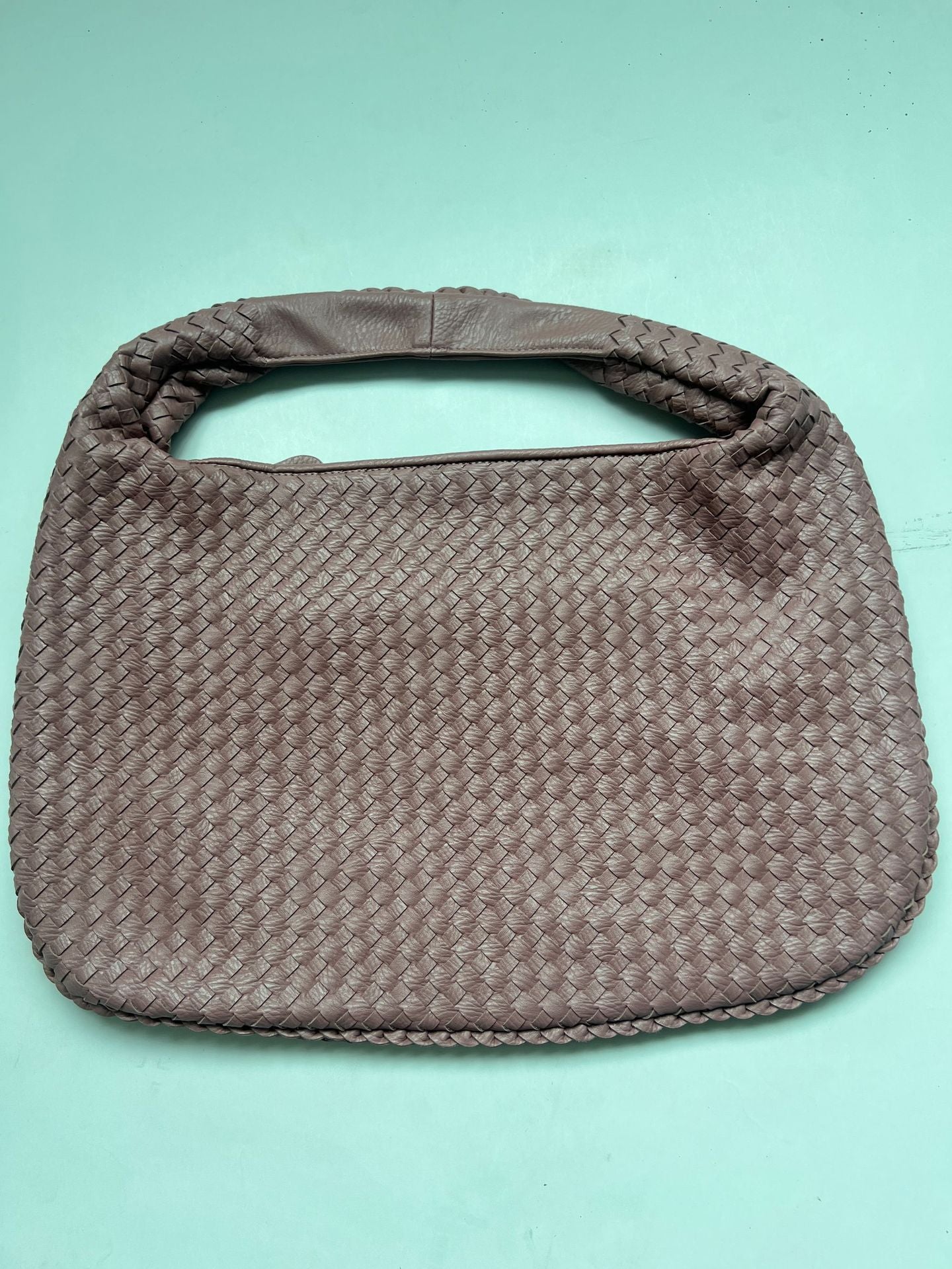 Women's Hand-woven Large Capacity Portable Commuter Underarm Handbags